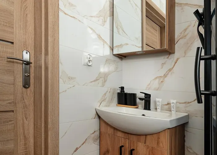 Апартаменти Zielna Comfort By Bookinghost Лодзь