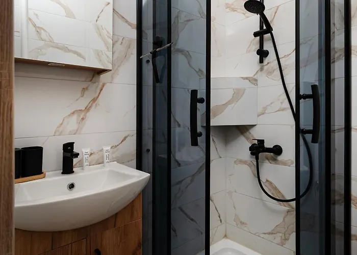 Апартаменти Zielna Comfort By Bookinghost